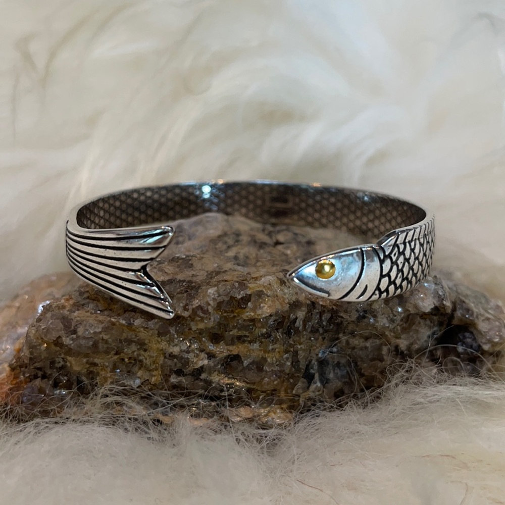 Silver Fish Tail Bracelet